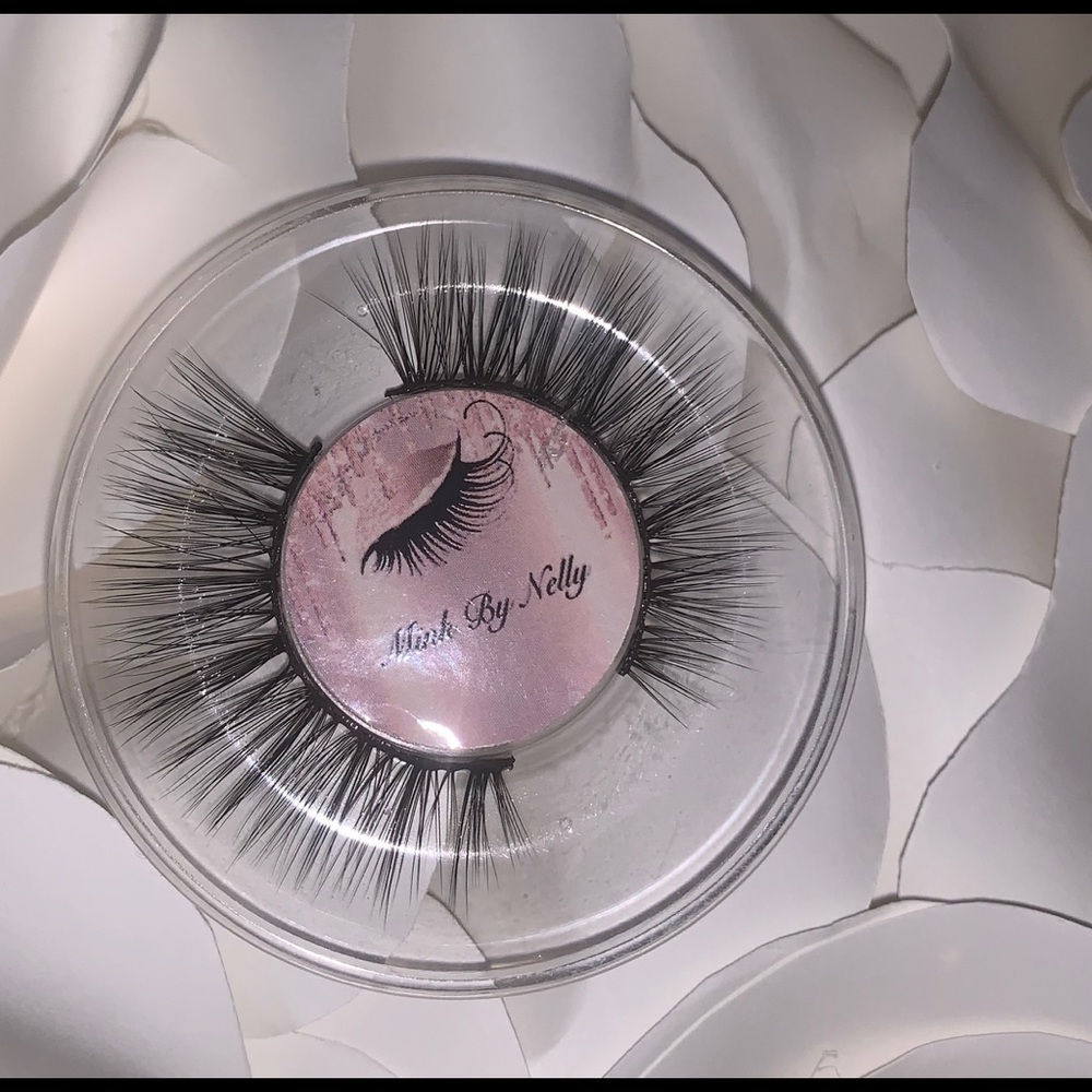 Mink eyelashes